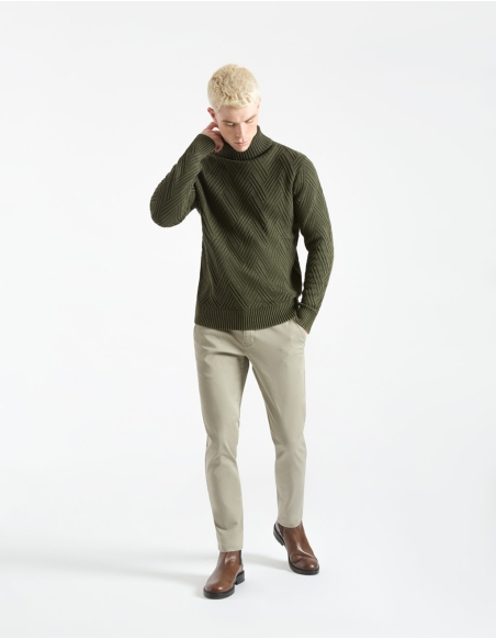 Pantaloni chino  in cotone