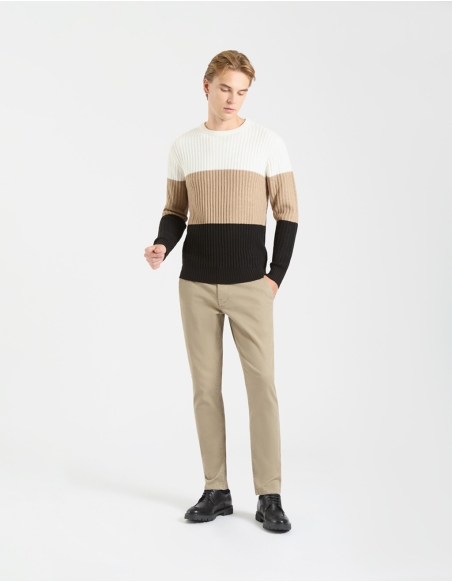 Pantaloni chino in cotone