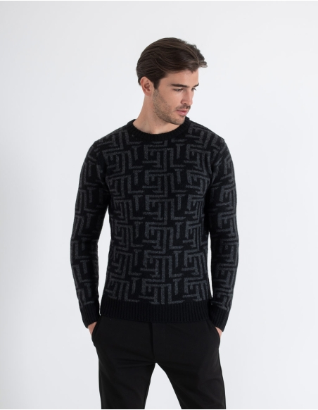 Pullover con fantasia geometrica